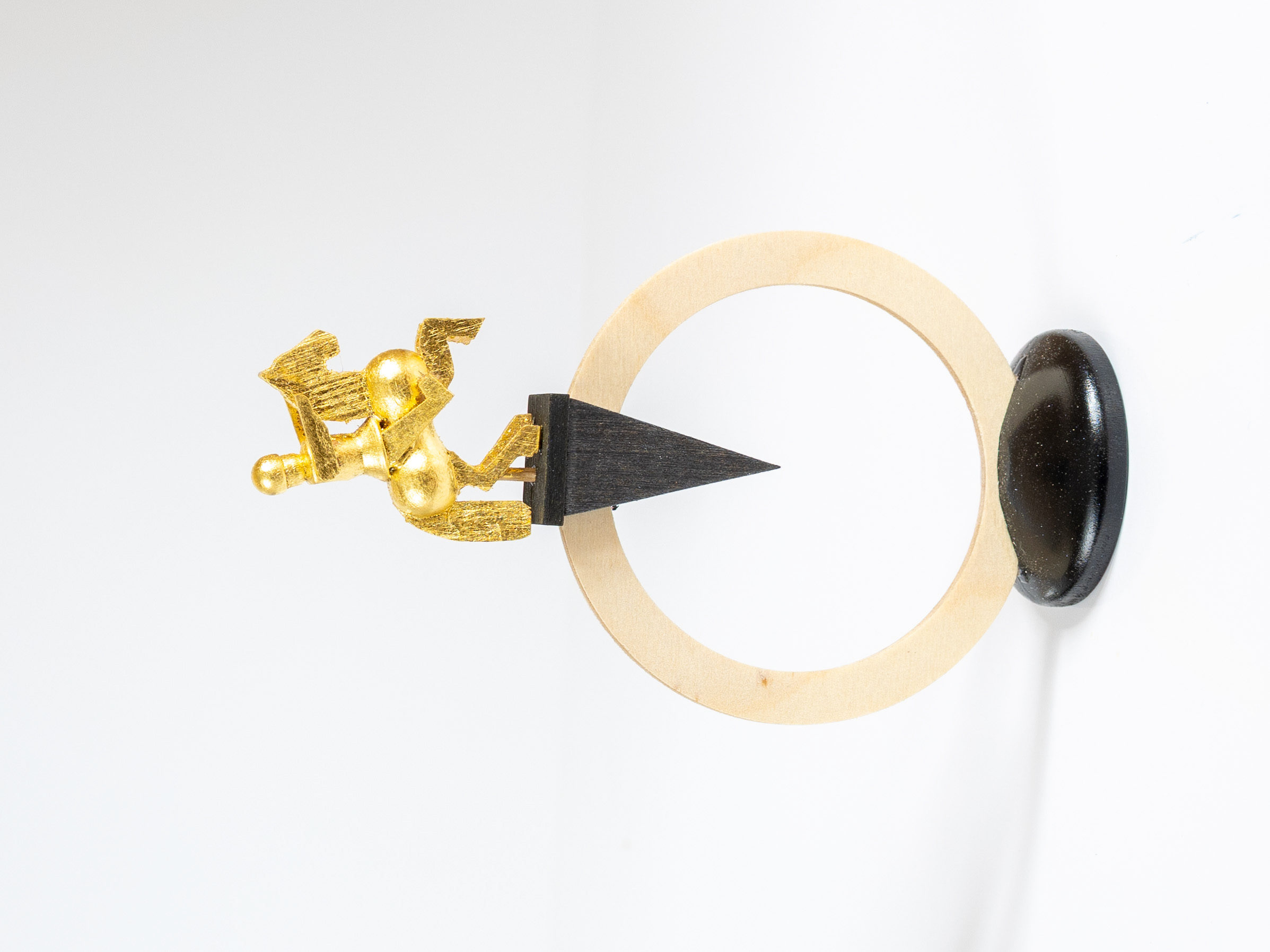 Goldener Reiter als Fingerschaukler